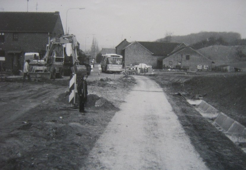144- Recronstructie Dorpstraat in 1984